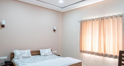 Resort Golden cave Room Type - DELUXE ROOM