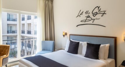 Artistry Suites Room Type - Family Suite with Balcony