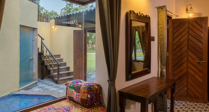 Sterling Padam Pench Room Type - Jungle View Plunge Pool Villa with Machan