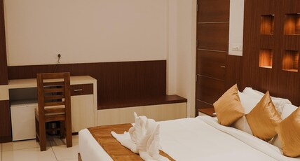 Sprise Munnar Resort & Spa Room Type - Timeless Jacuzzi Suite