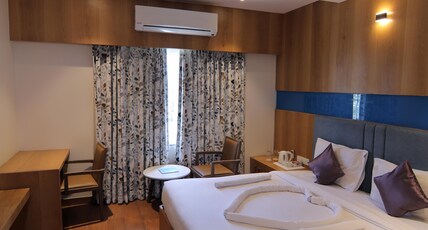 Hotel Mumbai House Express Room Type - Luxury Room