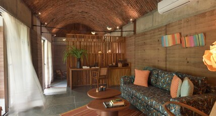 Tipai - Wildlife Luxuries Room Type - Forest Villa