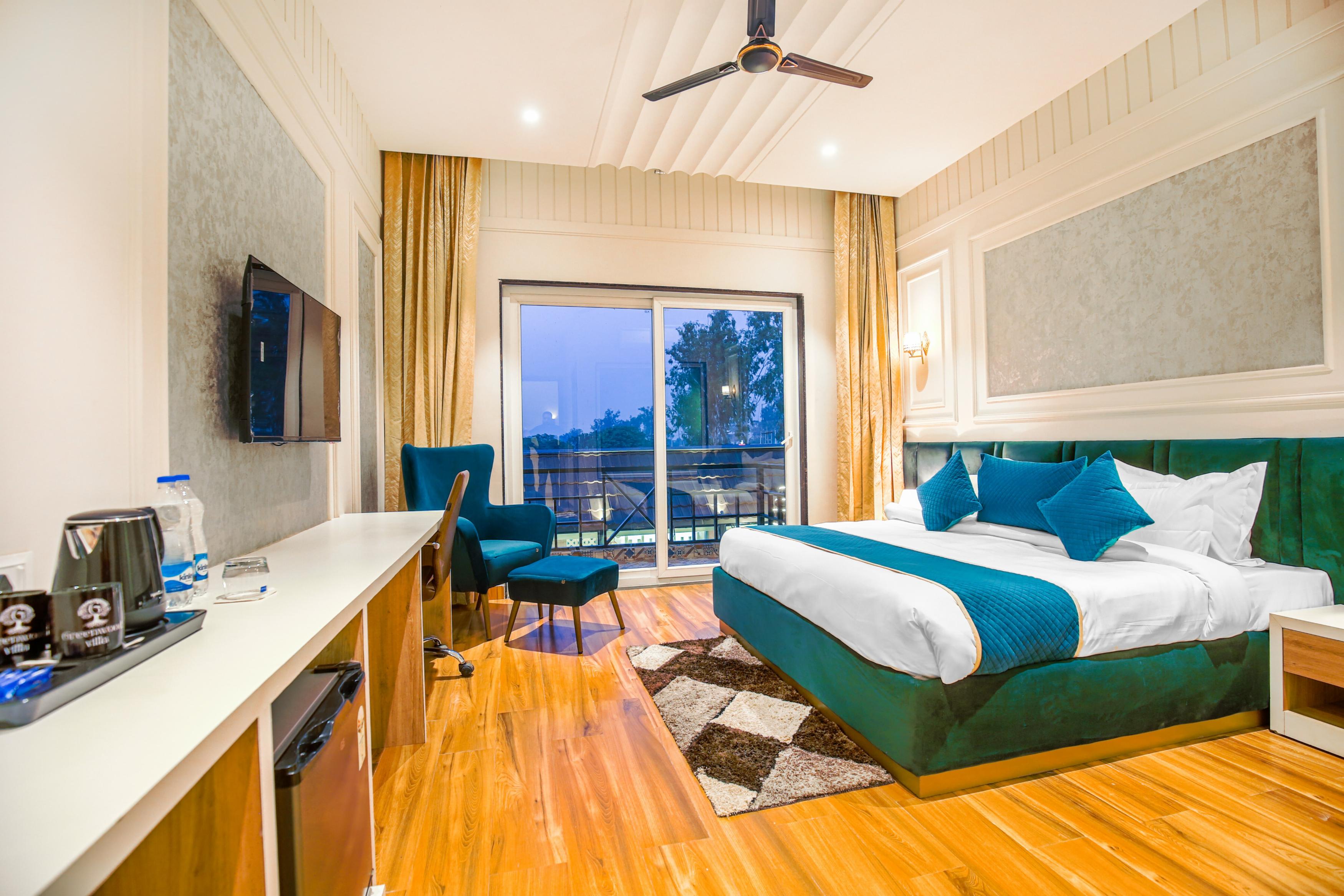 Greenwood Villa Room Type - Deluxe Room with Balcony