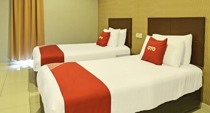 Hotel O M Three Hotel Room Type - Deluxe Twin