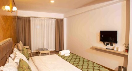 Hotel Khangzik Room Type - Deluxe room with balcony