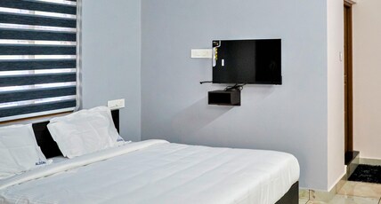 Aldora Airport Residency Room Type - Deluxe Ac Room
