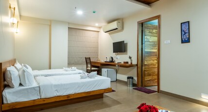 Moistin Business Class Hotel Room Type - Deluxe Room