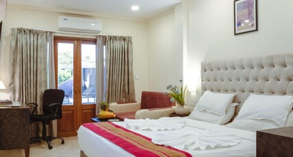 The Verda de Miranda Resort Room Type - Premium Room with Balcony and Pool View The Verda de Miranda Resort Room Type - Premium Room with Balcony and Pool View