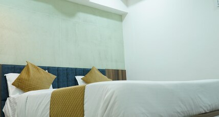 hotel rest and view Room Type - SUPER DELUXE AC ROOM hotel rest and view Room Type - SUPER DELUXE AC ROOM