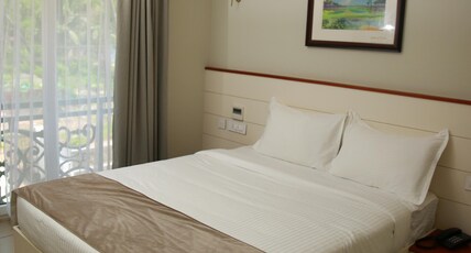 PEARL MAHE Room Type - DELUXE ROOM