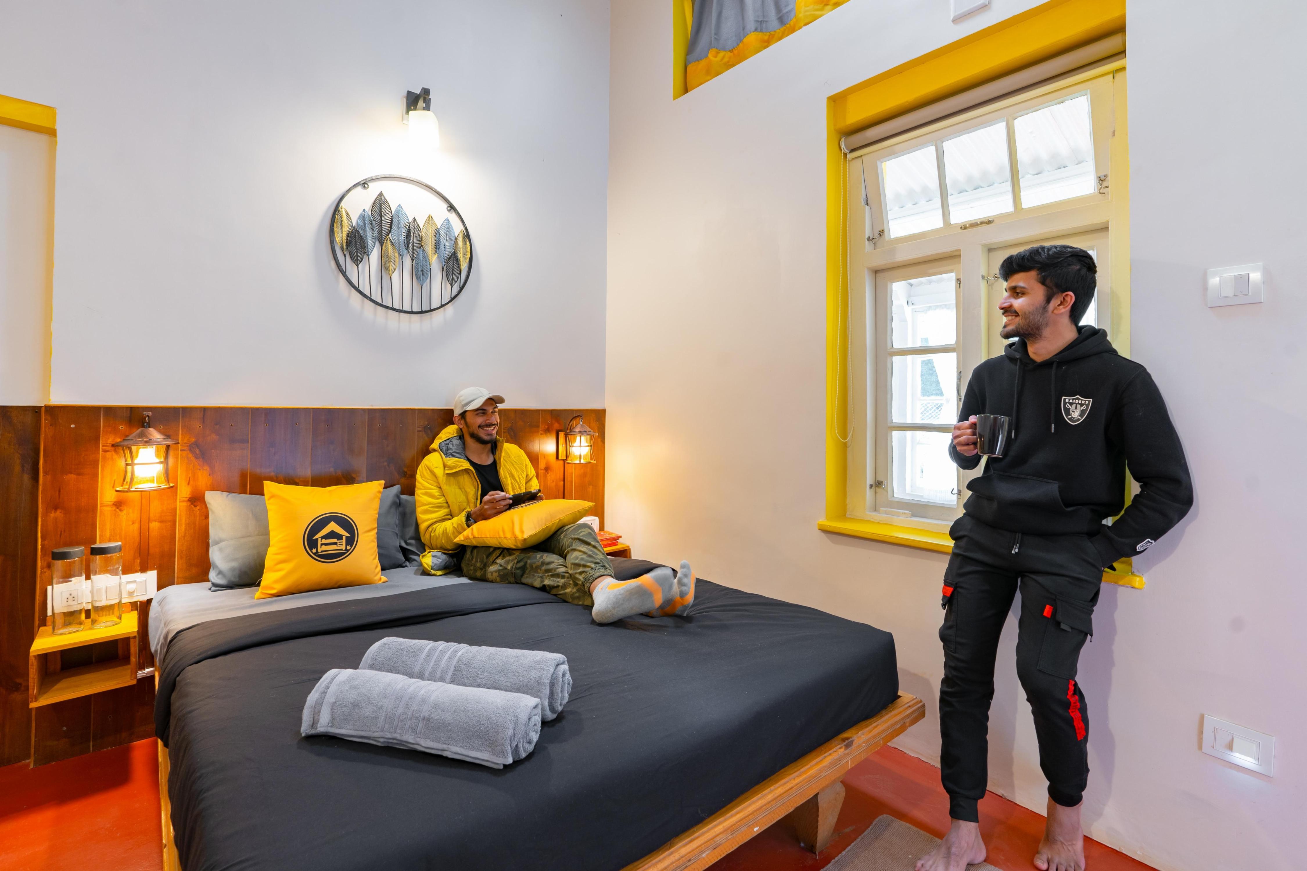 The Hosteller Ooty Room Type - Standard Double Room