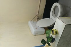 Maroma - Cosy 2 bedroom home with parking space.