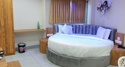 Hotel Lotus Room Type - Suit Room