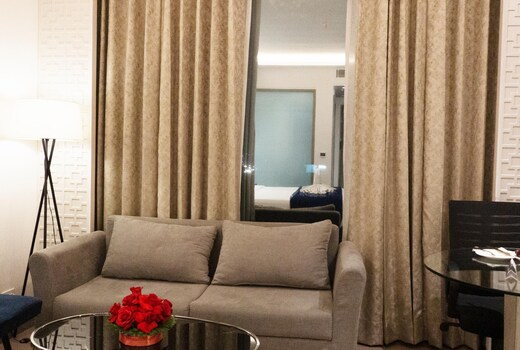 Mariton Hotel