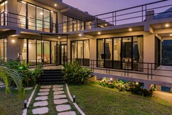 SaffronStays Mountain Aer, Karjat