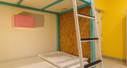 Locul.Midtown Room Type - 8 Bed AC Male Only Dorm