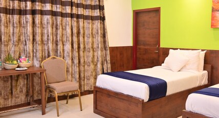 Hotel Serene Park Room Type - Deluxe room