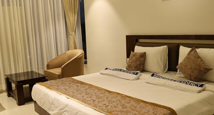 BRINDAVAN RESIDENCY YATRI NIVAS Room Type - Super Deluxe AC Room