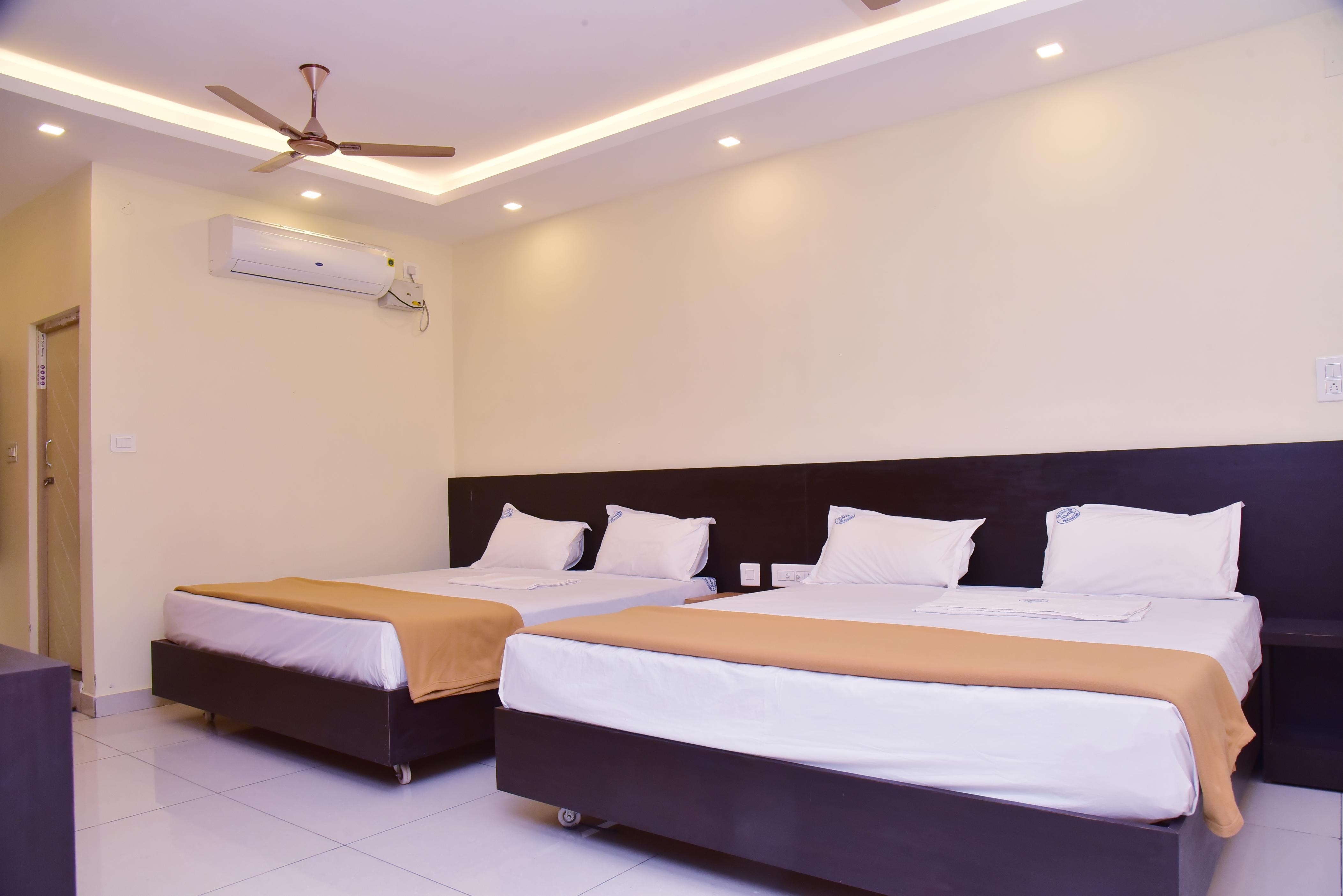 DEVIES INN - Tap to explore photos