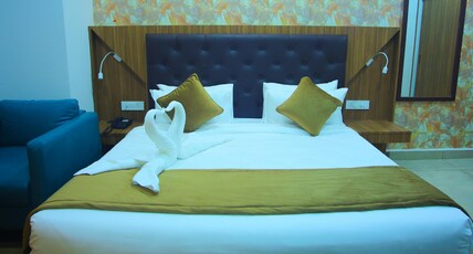 HOTEL TEJASWINI GRAND Room Type - Premium Suite Room