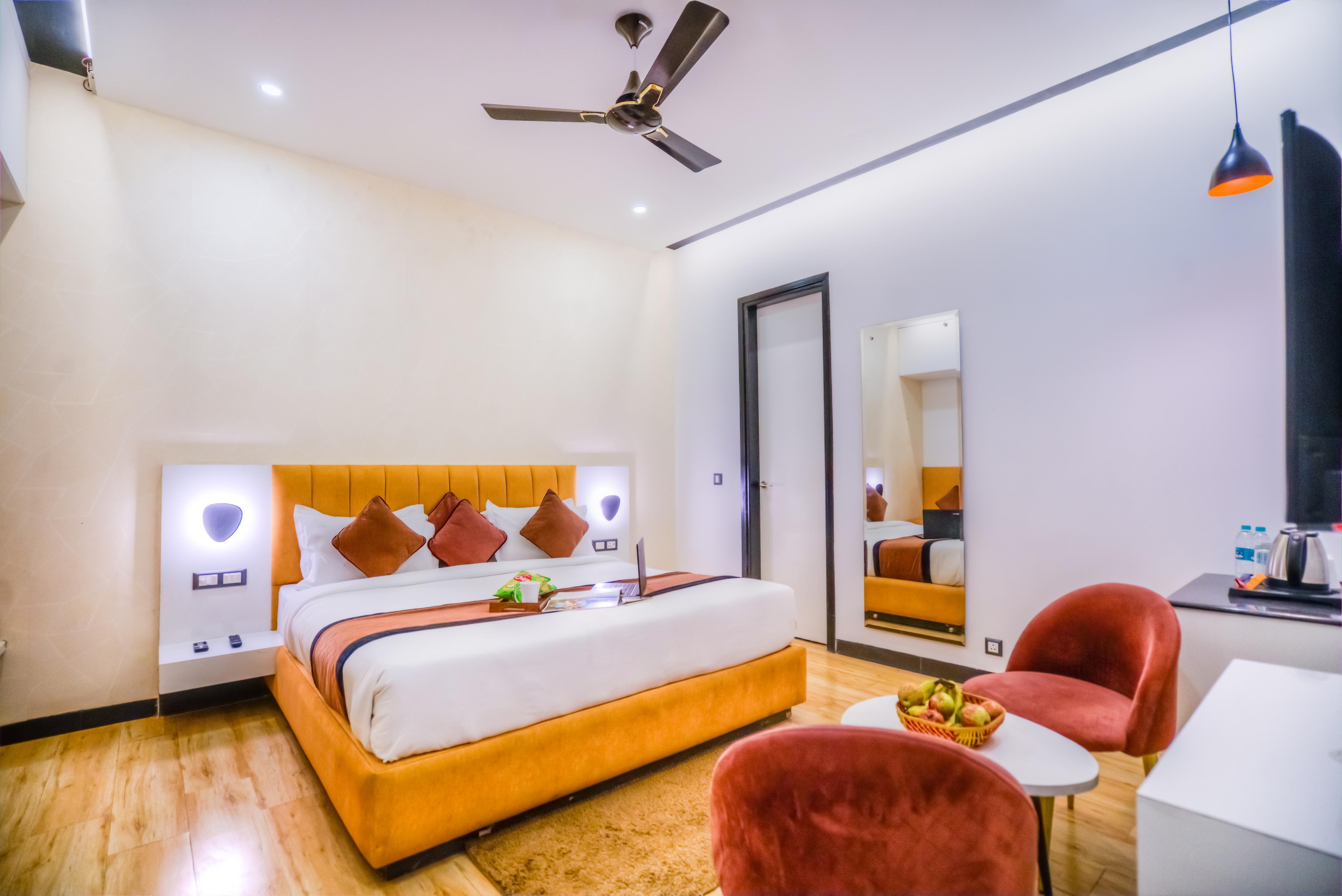 Hotel AKC Room Type - Deluxe Room