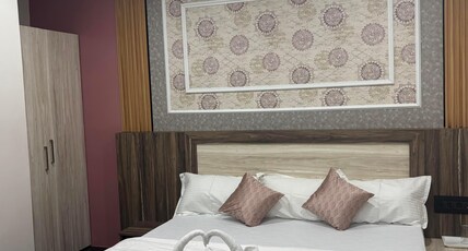 HOTEL MASALA BITES, SATAPADA Room Type - SUPER DELUXE AC