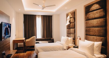 Clarks Inn Express , Dehradun Room Type - Deluxe AC room with Twin Bed Clarks Inn Express , Dehradun Room Type - Deluxe AC room with Twin Bed