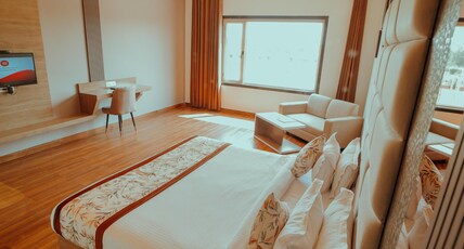 IMAGICA RESORTS Room Type - Suite Room with Bath tub