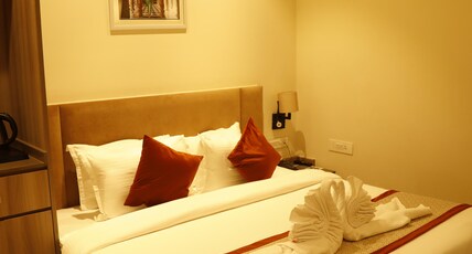 Hotel The Royal Vista Room Type - SUPER DELUXE ROOMS Hotel The Royal Vista Room Type - SUPER DELUXE ROOMS