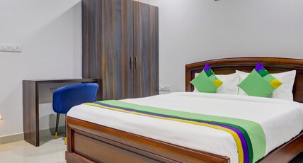 Treebo Destination Inn Room Type - Deluxe Room
