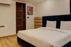 Hotel O Golden Eye Inn