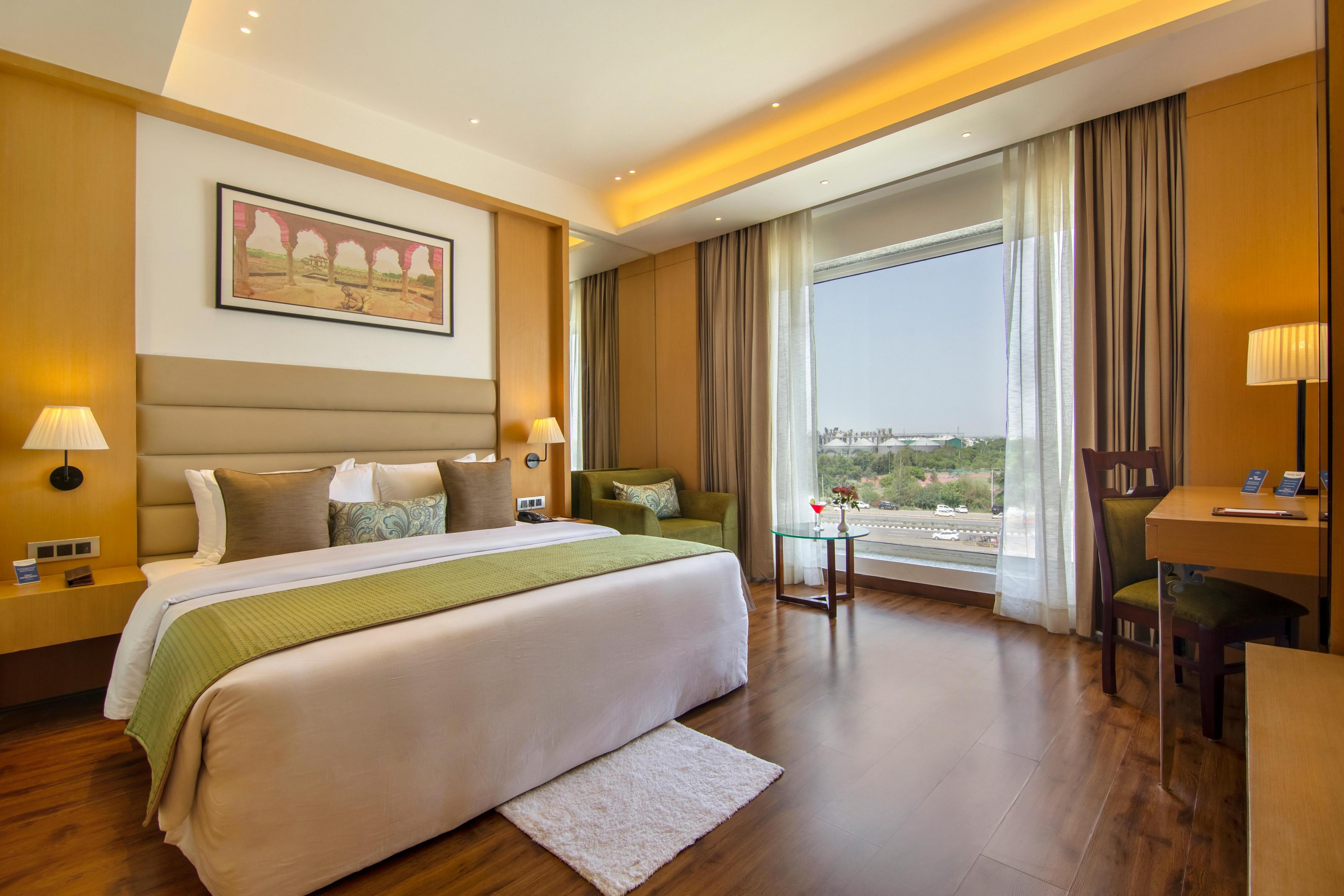 Sarovar Portico Sonipat Room Type - Deluxe Room - 1 King Bed