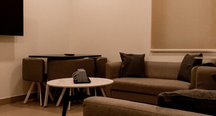 Dreamotel Luxury Suits And Rooms Room Type - Suite Room
