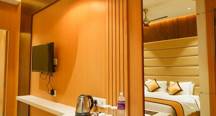 Hotel Nakshathra - A Royal Stay Room Type - Suite Room