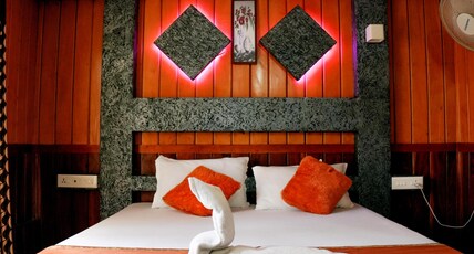 Krishna Houseboat Room Type - Only Accommodation(05pm check in 09.00am check out)
