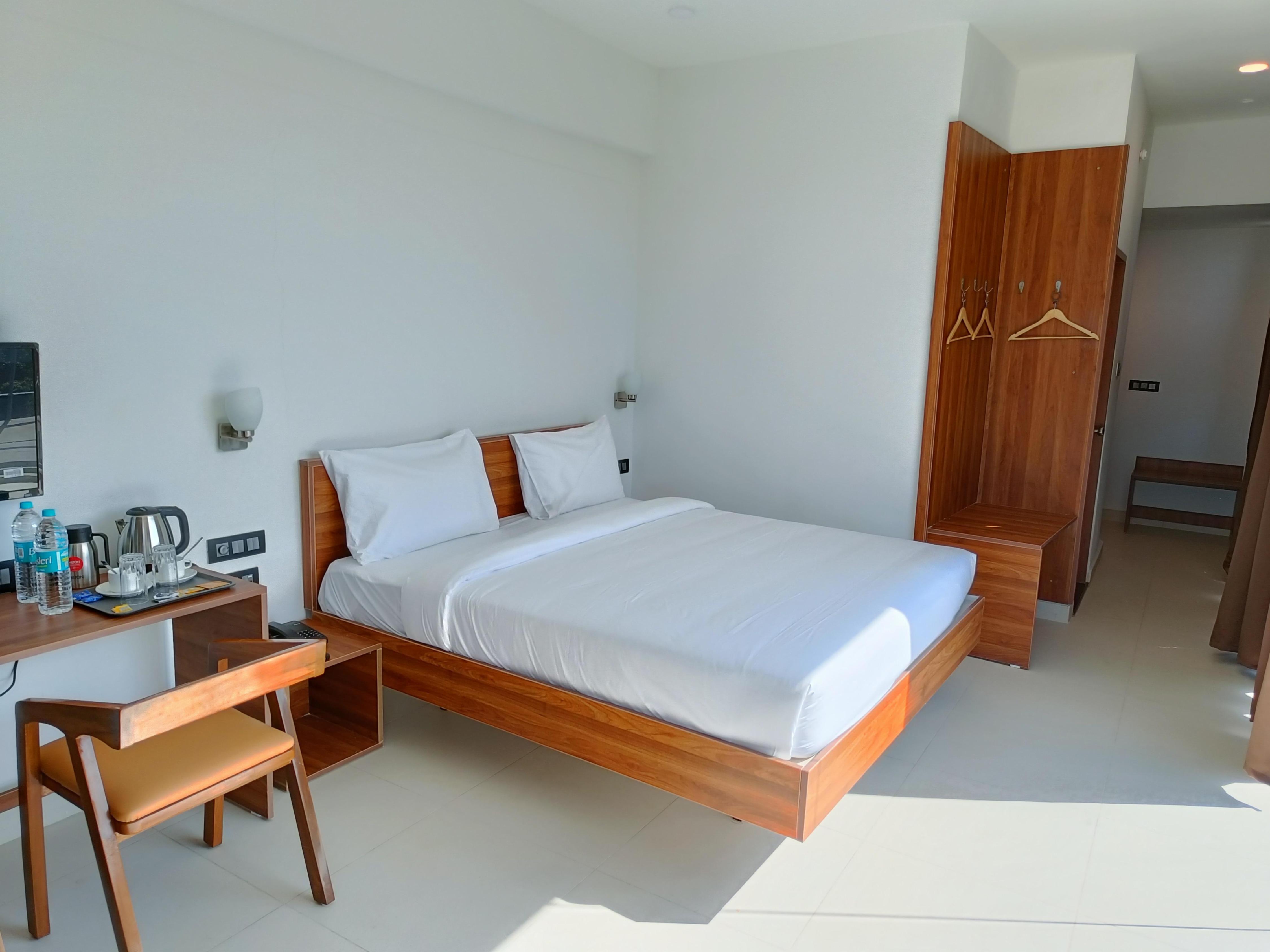 The Cliff Edge Coorg Room Type - Second Floor Corner Room