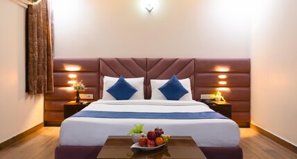 Sarla Hotel Inn Room Type - Deluxe Room