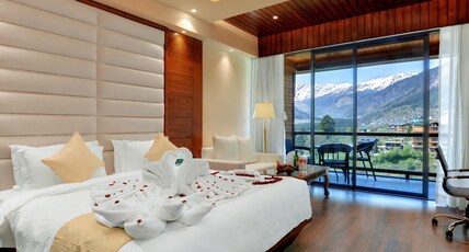 Tiaraa Hotels and Resorts Manali Room Type - Club Royal Room with Balcony and Rohtang Valley View Tiaraa Hotels and Resorts Manali Room Type - Club Royal Room with Balcony and Rohtang Valley View