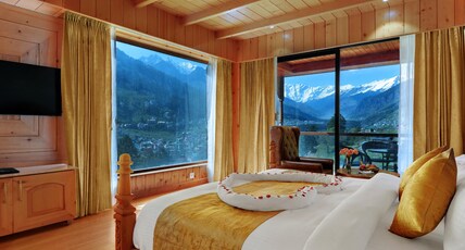 Tiaraa Hotels and Resorts Manali Room Type - Club Royal Deluxe Room with Bath Tub, Balcony and Valley View Tiaraa Hotels and Resorts Manali Room Type - Club Royal Deluxe Room with Bath Tub, Balcony and Valley View