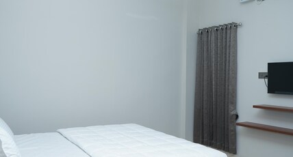 STARLITE INN Room Type - SUPERIOR ROOM