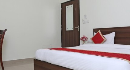Hotel Soni Plaza Jhalawar Room Type - Deluxe Room