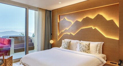 The Terraces Resort and Spa, Kathmandu Room Type - Terraces Suite With Jacuzzi