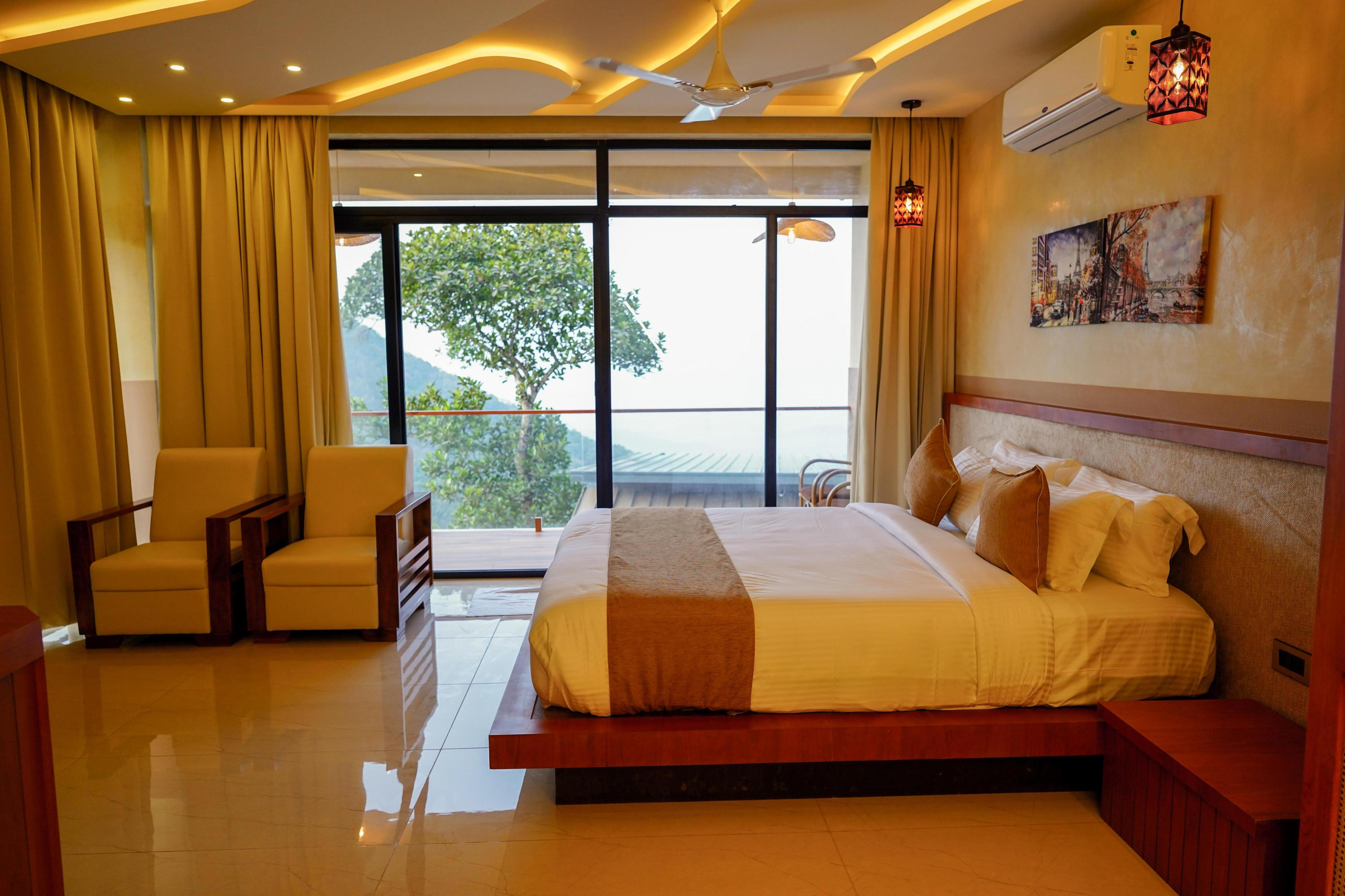 Mount Stratus Resort Vayalada Room Type - Premium Family Room with Balcony