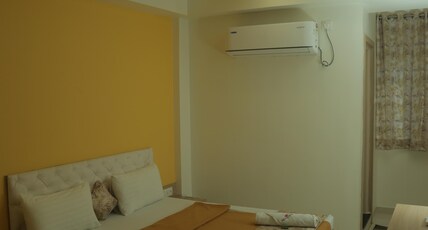 HOTEL TIRUPATI CROWN Room Type - Deluxe room