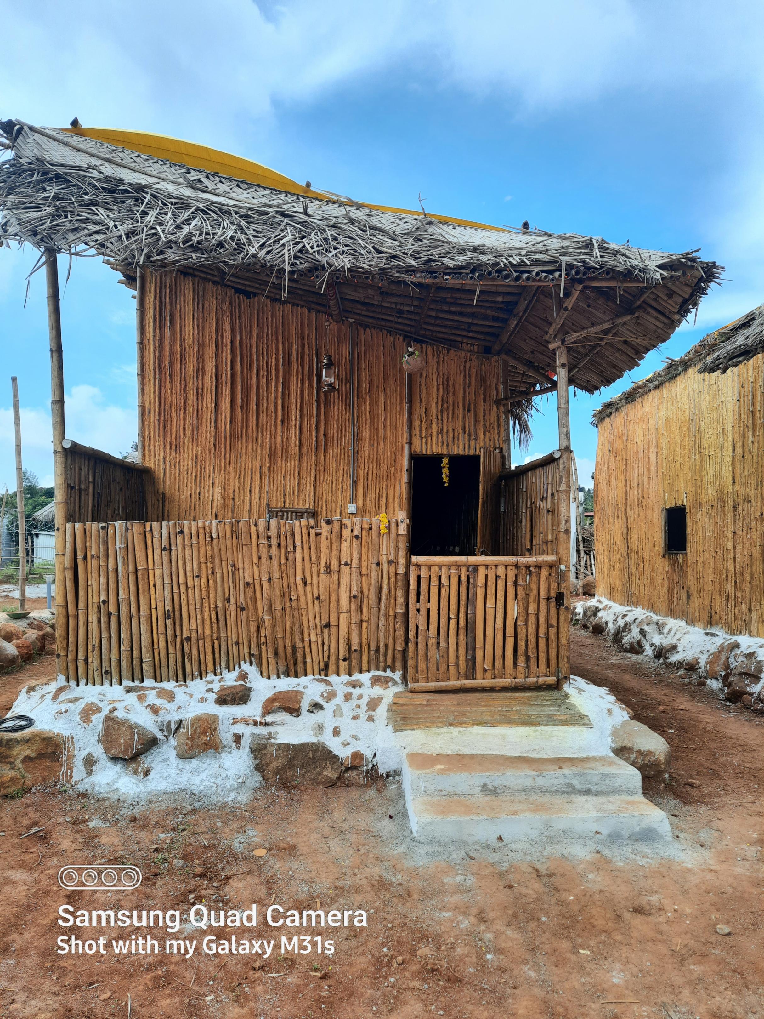 Moongil Kudil Room Type - Mountain View Bamboo Huts