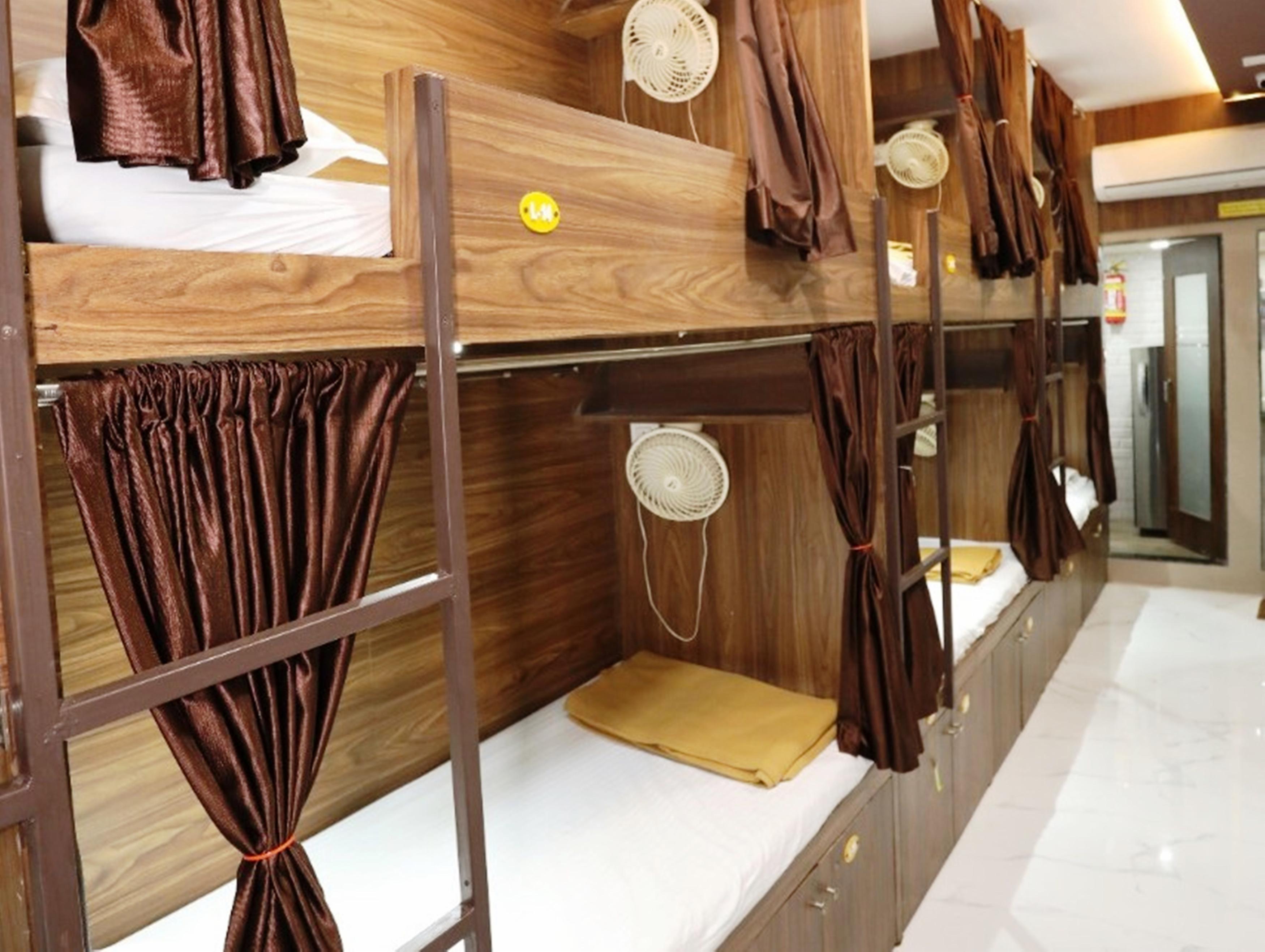 Mango Marol Dormitory Andheri Room Type - Male Dormitory