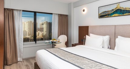 Ramee International Surat Room Type - PREMIUM KING ROOM