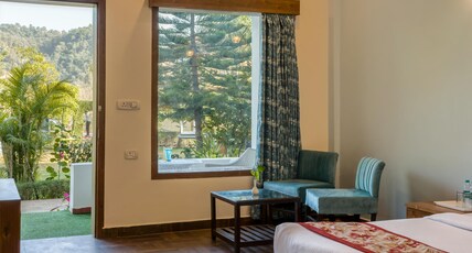 Flying Sparrow Riverside Resort Room Type - Garden View with balcony