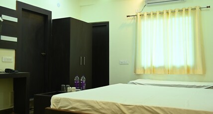 HOTEL RAJ INN Room Type - EXECUTIVE AC ROOM HOTEL RAJ INN Room Type - EXECUTIVE AC ROOM