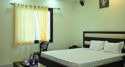 HOTEL RAJ INN Room Type - EXECUTIVE AC ROOM HOTEL RAJ INN Room Type - EXECUTIVE AC ROOM